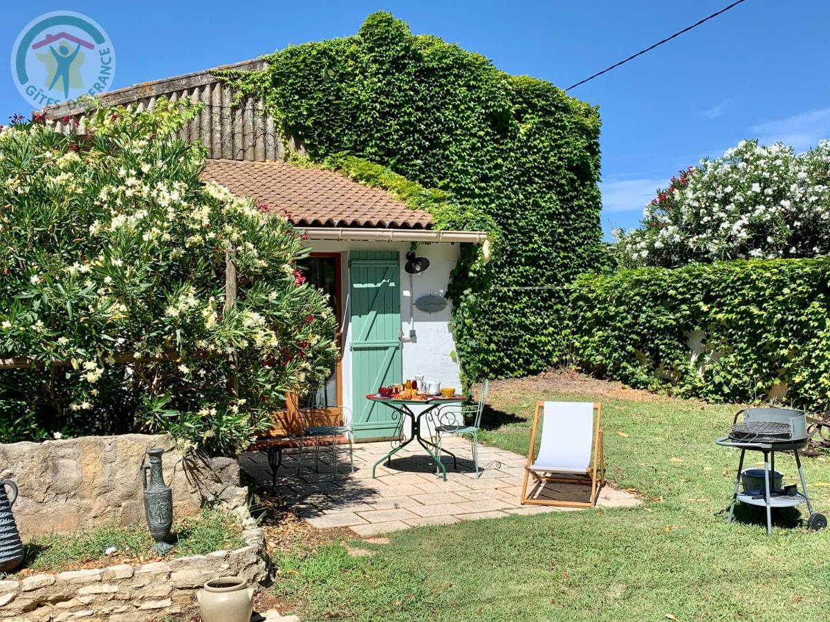 Mas De Plisset Apartment Saint-Gilles  Exterior photo
