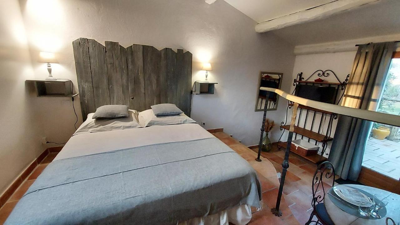Mas De Plisset Apartment Saint-Gilles  Exterior photo